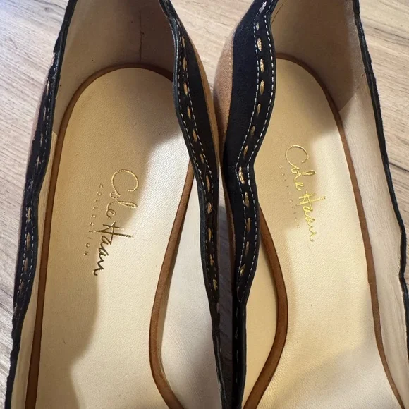 Cole Haan Lorenza Two-Tone Suede Scalloped Peep-Toe Pumps Size 8.5 - Picture 4 of 11